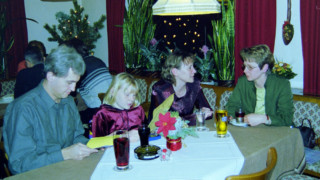 Was bestellen wir zu Essen? Was bestellen wir zu Essen?