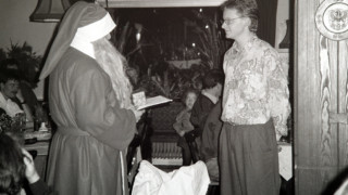 Vinzenz Zähnle lauscht aufmerksam Vinzenz Zähnle lauscht aufmerksam